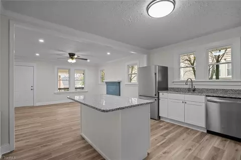 1007 Albert Ave, High Point, NC 27265 photo 11