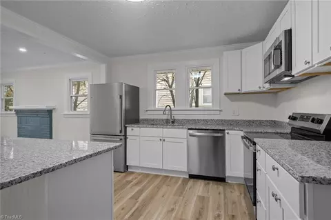 1007 Albert Ave, High Point, NC 27265 photo 10