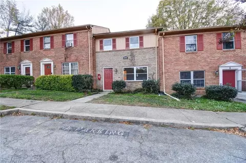 3921 Overland Hts #C, Greensboro, NC 27407