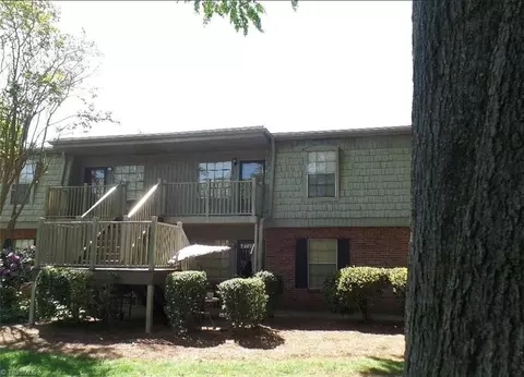 3818 Country Club Rd #K, Winston Salem, NC 27104