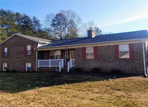 123 Cullen Ct, Lexington, NC 27292