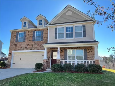 1730 Ridge Bluff Cir, Rural Hall, NC 27045