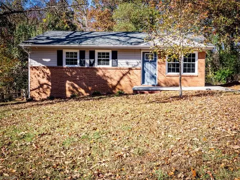 1319 Meredith Ct, Eden, NC 27288