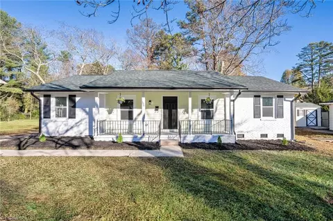 106 Worthdale Dr, Winston Salem, NC 27103