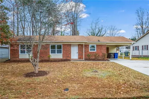 969 Shalimar Dr, Winston Salem, NC 27107