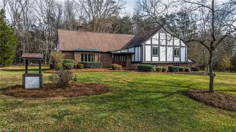 1319 Windchime Dr, Colfax, NC 27235