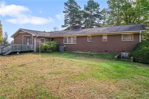 Exterior - 4620 Sherrills Ford Rd, Salisbury, NC 28147 photo 3 of 11