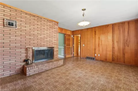 Living - 4620 Sherrills Ford Rd, Salisbury, NC 28147 photo 6 of 7
