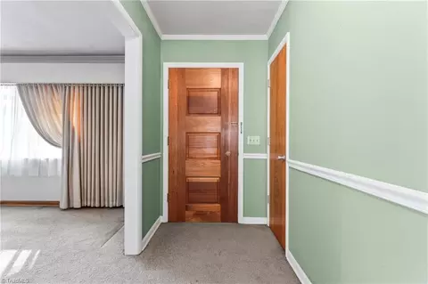 Entry Way - 4620 Sherrills Ford Rd, Salisbury, NC 28147 photo 2 of 3