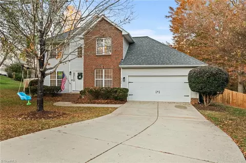 3406 Bardwell Rd, Greensboro, NC 27410