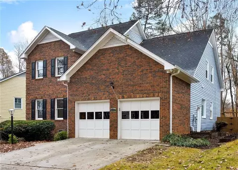 6311 Lakebend Ct, Greensboro, NC 27410