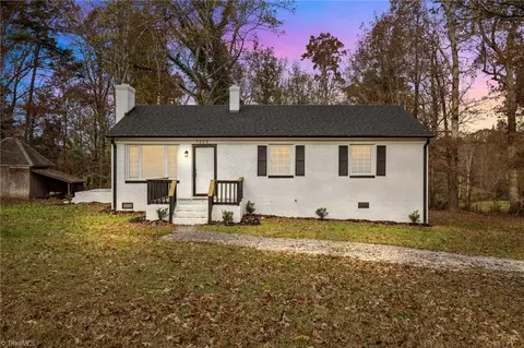 7006 Hemphill Rd, Julian, NC 27283