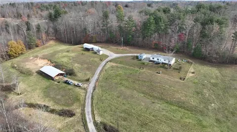 318 315 Eagle Ln, Wilkesboro, NC 28697