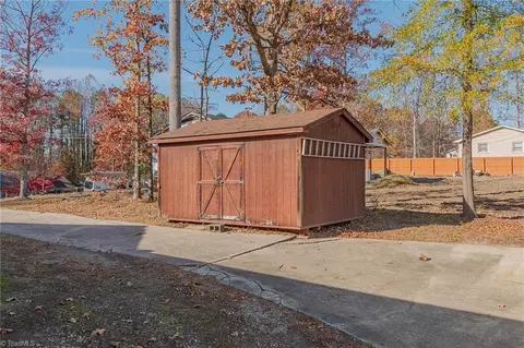 165 Apollo Cir, Archdale, NC 27263 photo 32