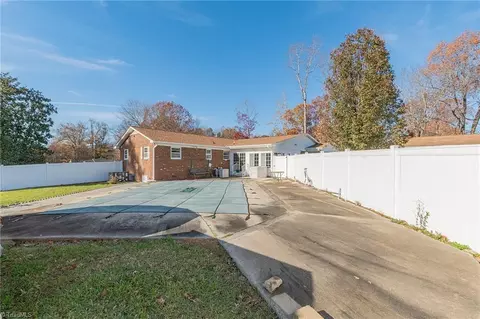 165 Apollo Cir, Archdale, NC 27263 photo 37