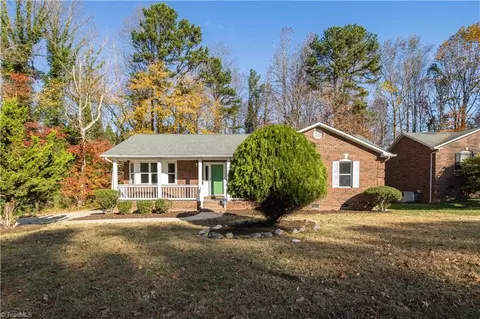 407 Lassiter Dr, High Point, NC 27265