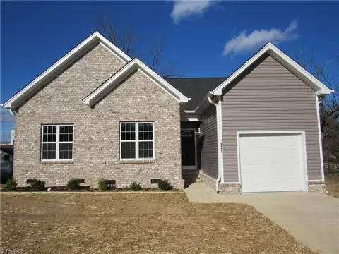931 21st St E, Winston Salem, NC 27101