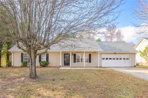 1624 N Ammons Dr, Clemmons, NC 27012