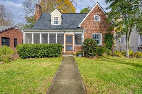 129 Sprague St E, Winston Salem, NC 27127