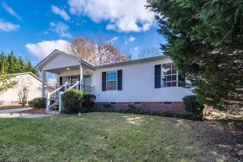 2800 Westgate Dr, High Point, NC 27265