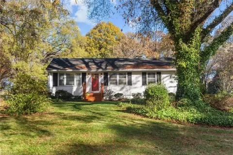 3417 Gladstone St, Winston Salem, NC 27104