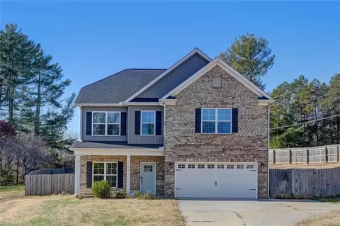 300 Westeba Ln, Lewisville, NC 27023