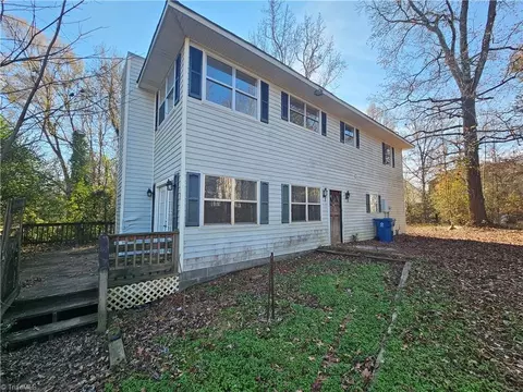 147 Flemingfield Rd, Mcleansville, NC 27301