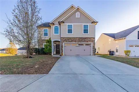 4018 Vershire Ave, Greensboro, NC 27406