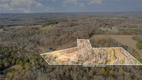 9249 Archdale Rd, Trinity, NC 27370 photo 8
