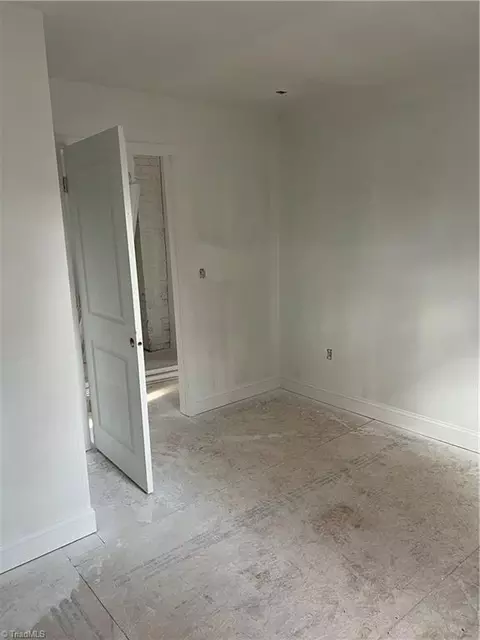 2708 Ludwig St, Winston Salem, NC 27107