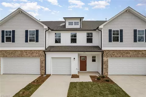 910 Cannon Crossing Cir, Greensboro, NC 27410