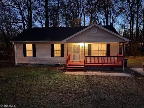 2128 Textile Dr, Greensboro, NC 27405