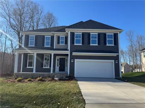 906 Fairmile Dr, Greensboro, NC 27455