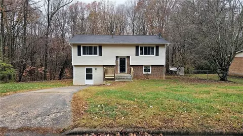 1660 Marble St, Winston Salem, NC 27107