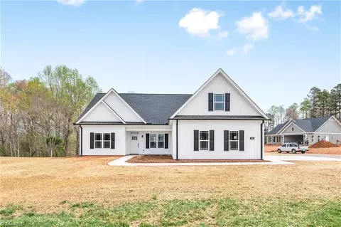 1263 Norman Shoaf Rd, Winston Salem, NC 27107