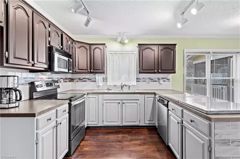 7024 Orchard Path Dr, Clemmons, NC 27012 photo 14