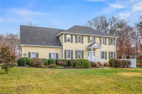 7024 Orchard Path Dr, Clemmons, NC 27012 photo 4