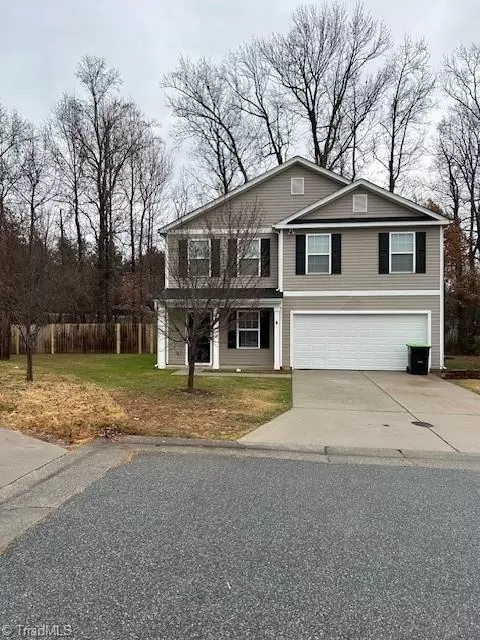 4995 Mount Hope Dr, Winston Salem, NC 27107