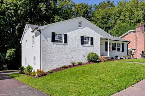 3266 Robinhood Rd, Winston Salem, NC 27106