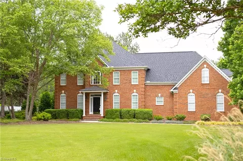 6104 Morganshire Dr, Summerfield, NC 27358