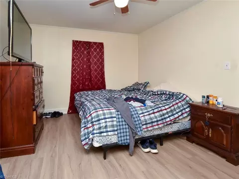 Bedroom - 521 25th St E, Winston Salem, NC 27101 photo 3 of 3
