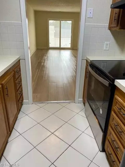 316 Windsor Manor Way #H, Kernersville, NC 27284