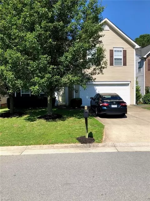 3054 Zacharys Keep Ct, Winston Salem, NC 27103
