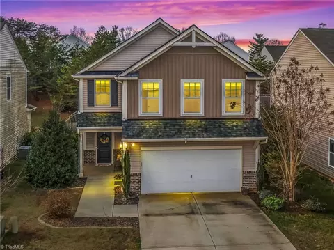 738 Petree Farm Ln, Rural Hall, NC 27045