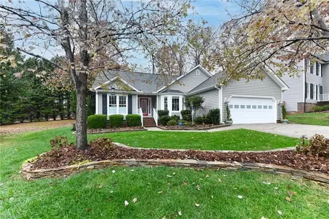 4705 Wellford Ct, Jamestown, NC 27282