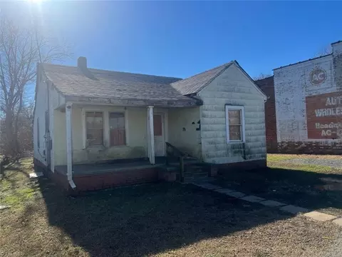 123 Depot St, Randleman, NC 27317