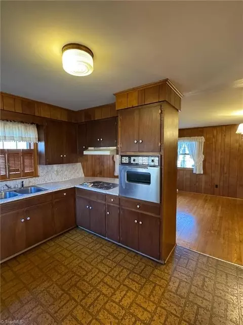 Kitchen - 152 Manor Ridge Rd E, Elkin, NC 28621 photo 3 of 4