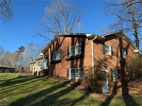 Exterior - 152 Manor Ridge Rd E, Elkin, NC 28621 photo 8 of 12