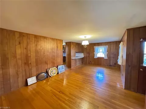 Living - 152 Manor Ridge Rd E, Elkin, NC 28621 photo 5 of 5