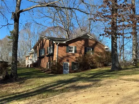 Exterior - 152 Manor Ridge Rd E, Elkin, NC 28621 photo 6 of 12